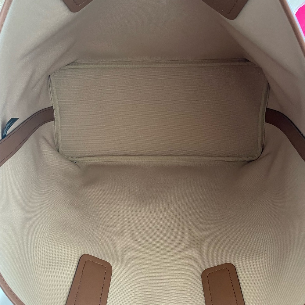 BNWOT Michael Kors Tan Logo Tote Bag - Picture 4 of 9